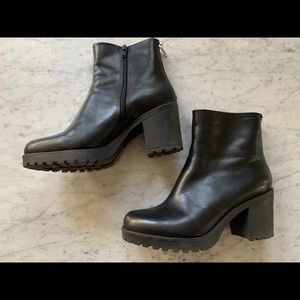 Vagabond Grace Leather Black Boots Size 40 / 9